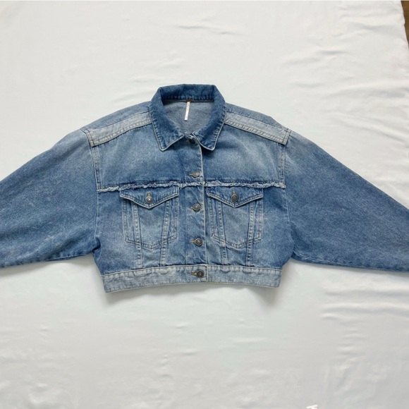 FREE PEOPLE Bedford Denim Crop Jacket Size XS Jean Cropped Boxy Dolman Batwing - Picture 5 of 14